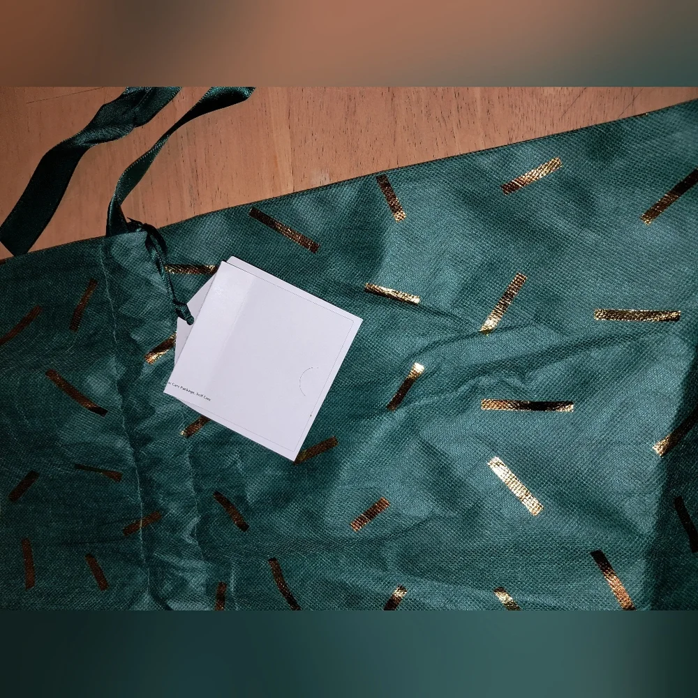 GIFT BAG GREEN & GOLD
